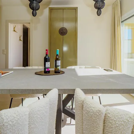 Cubo's Romana Playa Luxury 547 Sea View Marbella